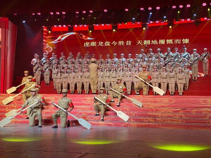 男朋友爷爷的葬礼应该参加吗？游戏画面
